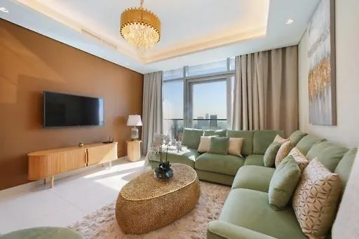 Luxurious One Bedroom Apartment Dubai